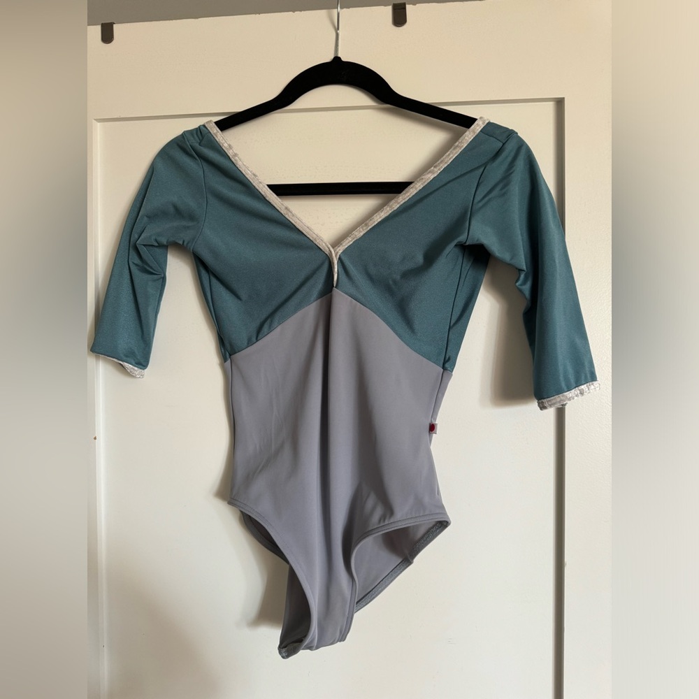 Yumiko Leotard - Alicia 1/2 sleeves, large